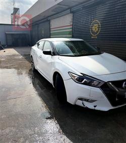 نيسان ماكسيما